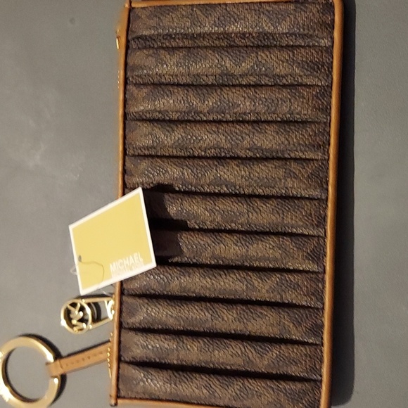 Michael Michael Kors Signature Jet Set Charm Medium Slim Card Case - Brown/Cream - Picture 2 of 5